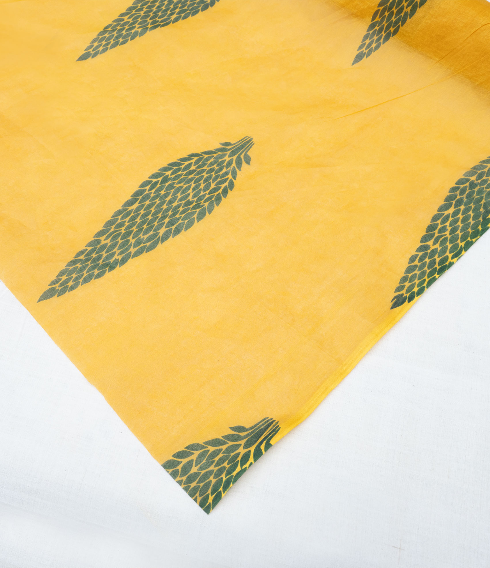 Tessuto organza di cotone fantasia Cutwork - immagine 3